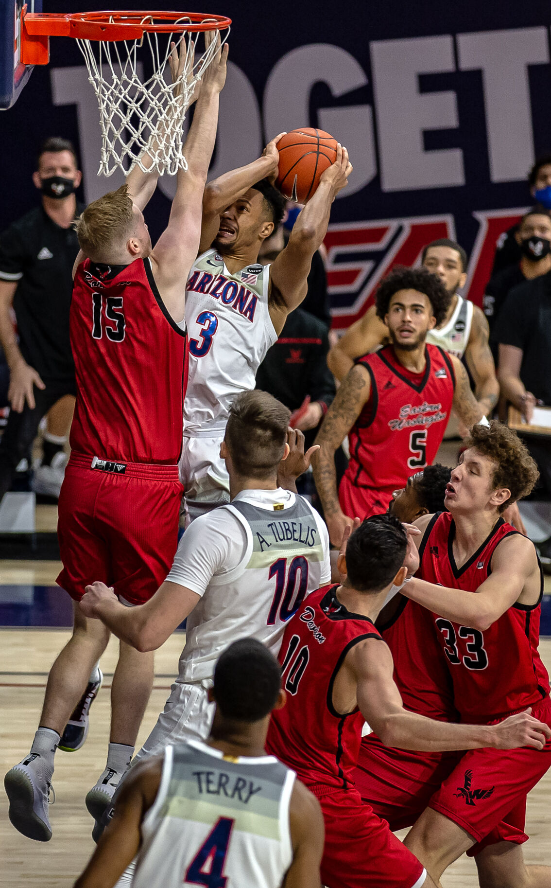 Arizona Wildcats vs Eastern Washington Eagles